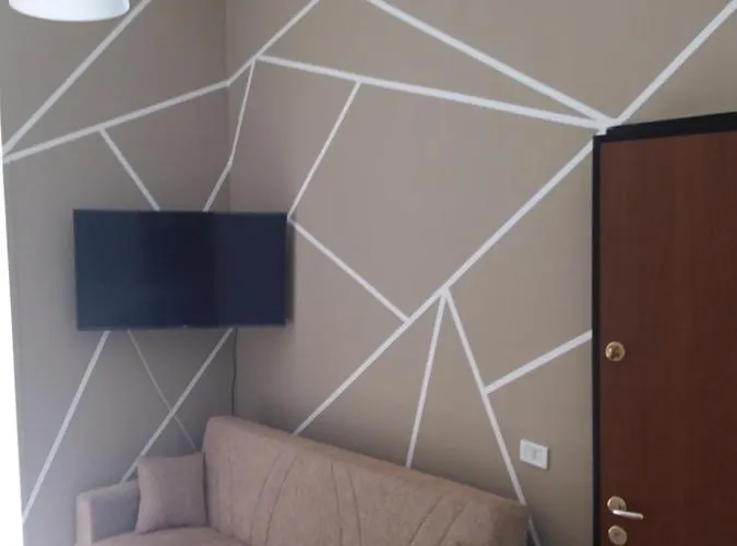 Apartment Independence House 71 Bari