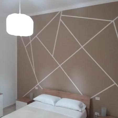 Independence House 71 Μπάρι